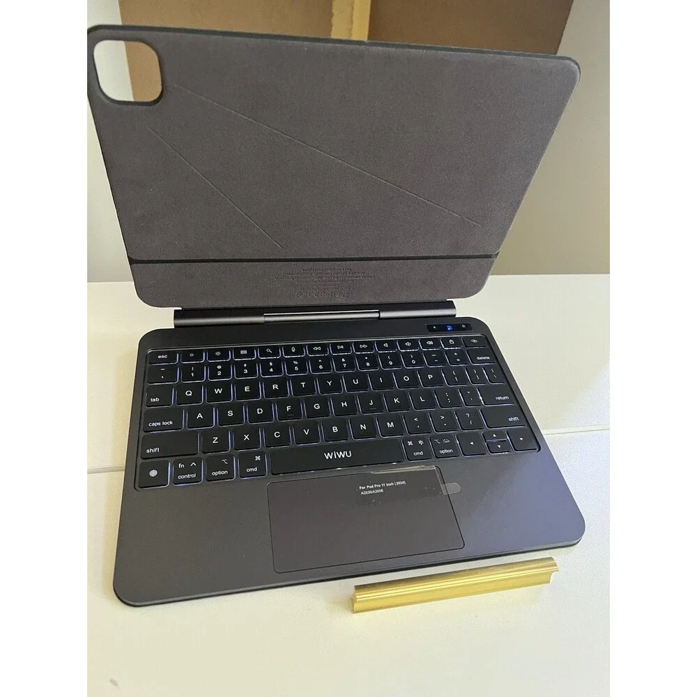 WIWU for iPad Pro Case with Keyboard 11” Black